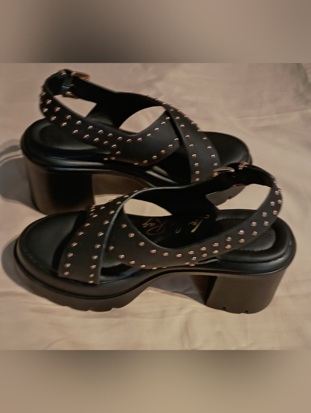 New/Unused London Rag Nambo Lug Black Studded Platform Sandals - Women Size 9